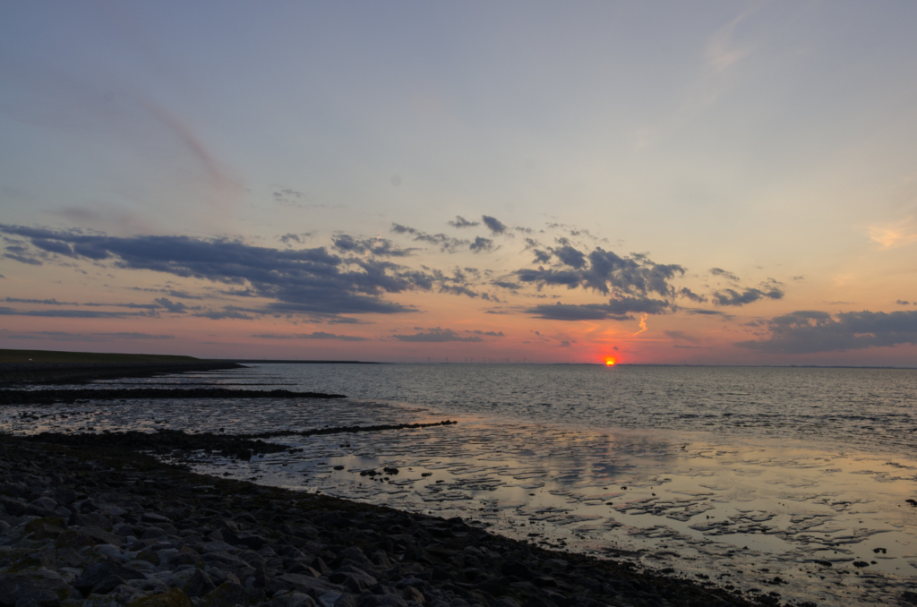 Sonnenaufgang am Meer